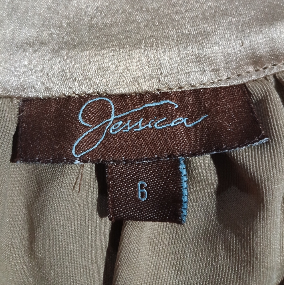 Jessica Women's Green And Tan Patterned Top - Picture 2 of 7